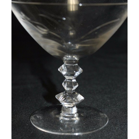 Tiffin Franciscan TIF17547 Tulips Crystal Stemware - Picture 8 of 12